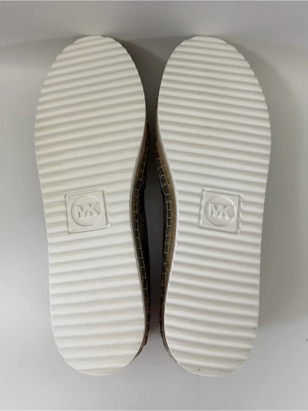 Michael Kors Women’s Size 8 Gray Silver MK Logo Espadrille Slip On Flats